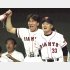 1996年、長嶋監督（右）と4年目の松井（Ｃ）共同通信社