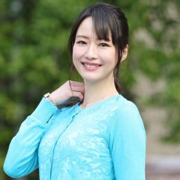 “奇跡の40歳”吉山りさ「秘湯ロマン」のしっとり美貌が話題