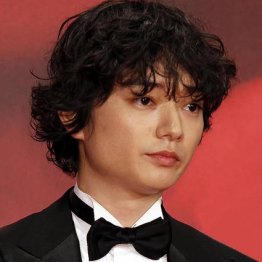 賛否両論「麒麟がくる」染谷将太の新しい信長が主役を食う