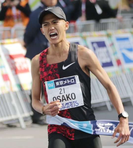 東京マラソンで日本記録を更新して五輪切符を手にした大迫（Ｃ）日刊ゲンダイ