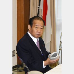 利権の臭い（二階自民党幹事長）（Ｃ）日刊ゲンダイ