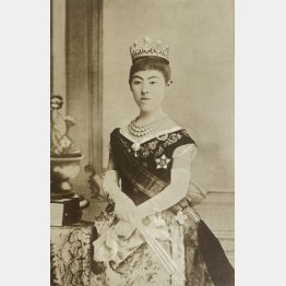 皇后は「講和のためにお力添えを」と頼んだ（Ｃ）Mary Evans／Grenville Collins Postcard Collection／共同通信イメージズ