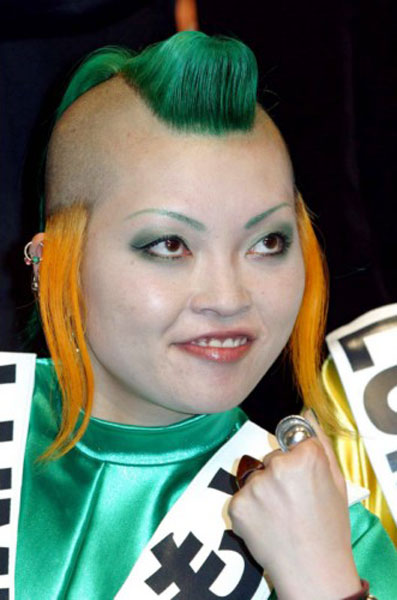 ド派手なヘアスタイルがトレードマークだった（2005年撮影）／（Ｃ）日刊ゲンダイ