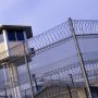 受刑者の半数以上がコロナ感染した刑務所 周辺住民は不安