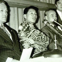 殴られ踏みつけられ…ビートたけしを激撮したカメラマン魂