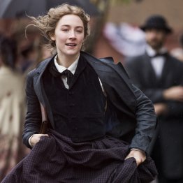 「わたしの若草物語」新作公開の英断 配給会社の狙いは?