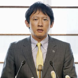 小池氏圧勝に赤信号 都知事選にイケメン対抗馬で無風一変