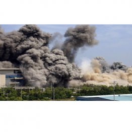 財界は戦争を再び望んでいるのではないかという懸念と不安