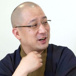 一生懸命やる若手と枯れたおじいさん…それが寄席の世界