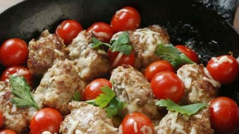 【おつまみミートボール】武骨なカタチが絶妙な食感を生む