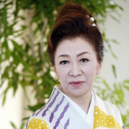 大月みやこさん 落第生と気づかされた「女の港」の出合い