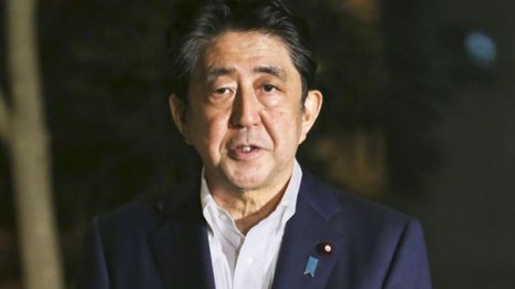 安倍首相の顔色に異変…髪乱れ生気なく党内に懸念広がる