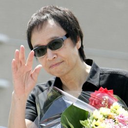 離婚の噂を直撃のはずが…吉田拓郎の自宅で見た巨人広島戦