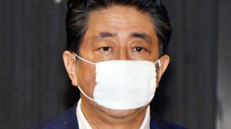 安倍首相 コロナ対策で先頭に立つどころか自宅でのんびり
