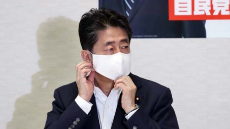 安倍晋三首相を守る自民党 民主主義を目指す政党ではない