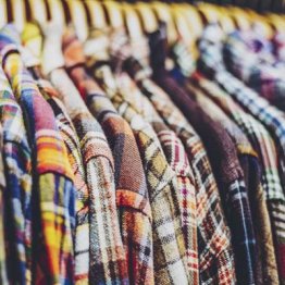 月収100万円の主婦も フリマアプリで毎月10万円を稼ぐコツ