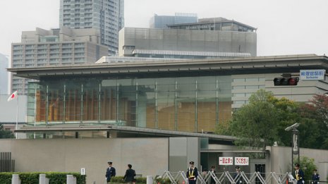 政治主導は猿回し 官邸という檻に入れられた経産省の6人組