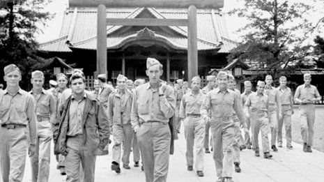 <9>米兵は金ヅル「少年ポン引き」でドル紙幣をポケットに