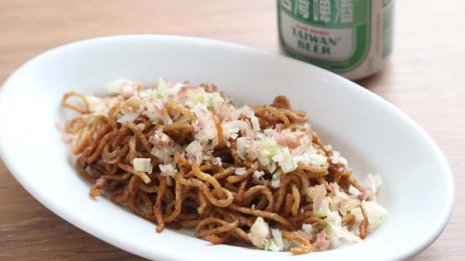 【カリカリおつまみ焼きそば】左党に優しい「つまみ」