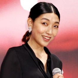 江口のりこ&安藤サクラ“激似の2人”は人間相関図も丸かぶり