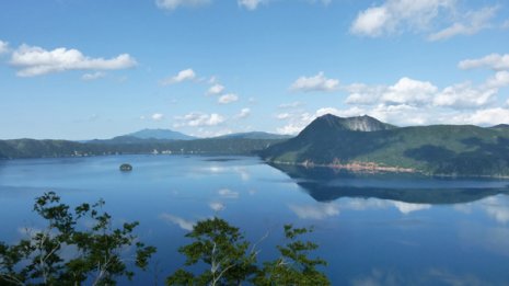 ネットが苦手なシニアでも…電話予約できる“GoToトラベル”