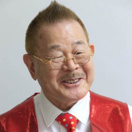 <8>素人だけでなくプロのマジシャンまで道具に頼りすぎ