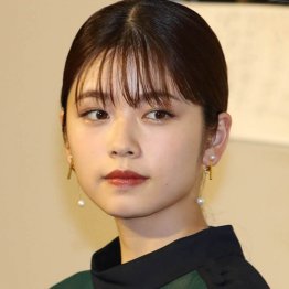 同僚が続々退所…小芝風花にのしかかるプレッシャーが心配