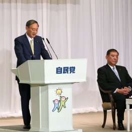 国民総のけぞりスカスカ菅演説 原稿棒読みまで継承のア然