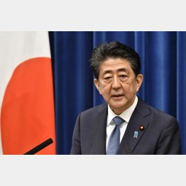 安倍首相は岸田政調会長への禅譲をにおわせていたが…（Ｃ）JMPA