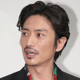 伊勢谷友介に噴出する“人間の屑”エピソード 関係者も驚愕