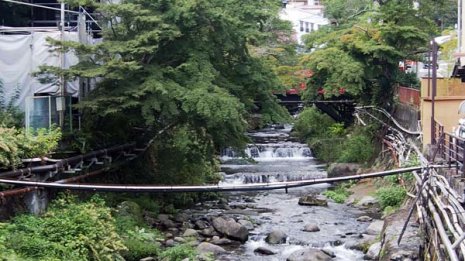 神奈川・湯河原町議会 滞納者リストを巡る異様な懲罰動議