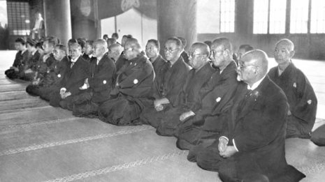 政治小説家と大陸浪人 犯人・中岡を取り巻く黒い人間関係