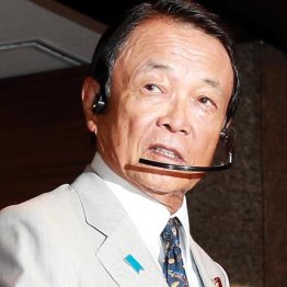 菅政権で内紛 総務相めぐる“嫌がらせ人事”に麻生氏激怒