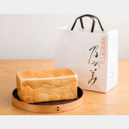 飛ぶように売れる「乃が美」の高級食パン　（提供写真）