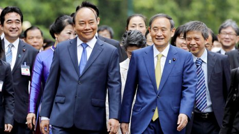 「ASEANはアルゼンチンと読む」と閣議決定したらどうか？