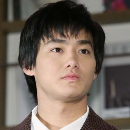 伊藤健太郎のひき逃げ逮捕で注目された「野村周平」のナゼ