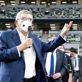 “開催ありき”のIOCバッハ会長訪日 海外メディアが酷評