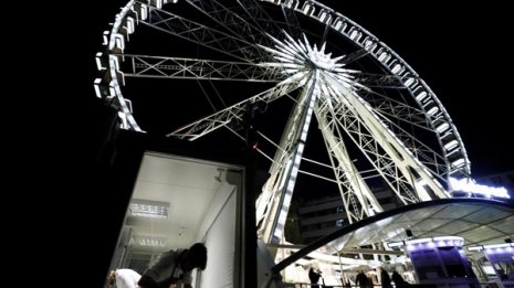 レストランと観覧車が手を結び…コロナ禍で安全な食事を　