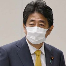 安倍前首相「桜疑惑」補填費用900万円の謎 原資は機密費か