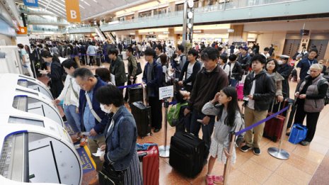 GoToトラベルが後押し…高齢者を襲う帰省クラスターの恐怖