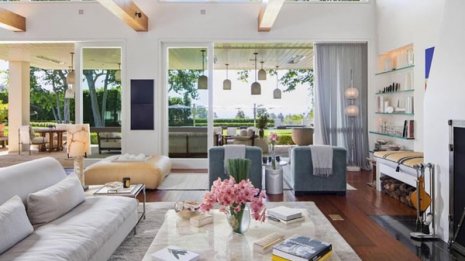 米富裕層がさらに裕福になる理由 一軒家40億円で購入後…