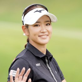 原英莉花を丸裸！“8頭身モデル系”女子プロを恩師2人が証言