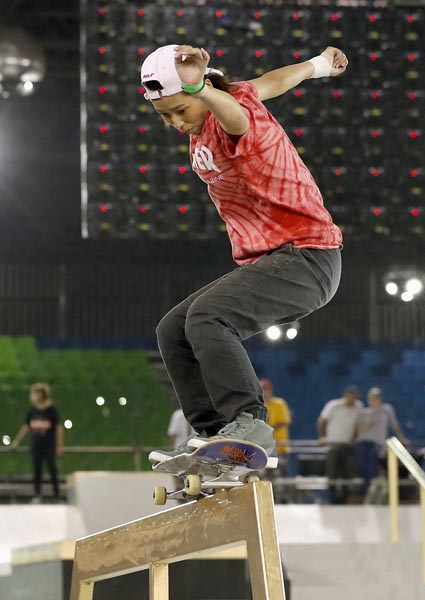スケートボードは東京五輪から採用（2019年スケートボード選手権準々決勝で演技する西村）／（Ｃ）共同通信社