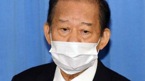 菅首相“5人以上忘年会”の真相 GoTo停止に二階派激怒し焦り