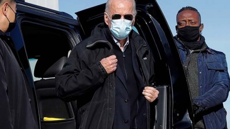 バイデン政権は国際的に軍事介入を行う体制を整えている