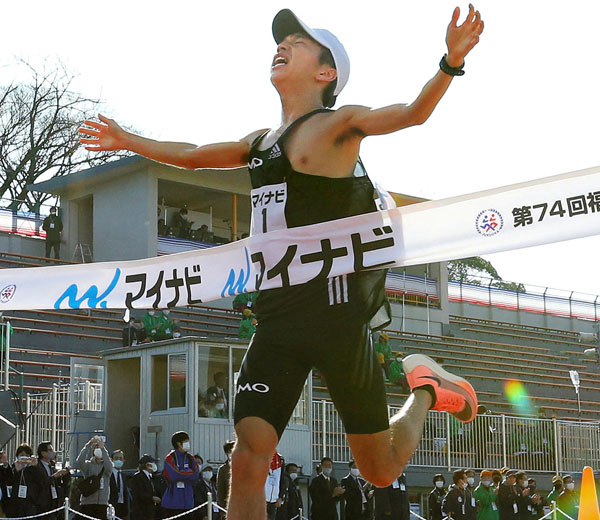 吉田祐也は好記録で福岡国際マラソン優勝（代表撮影）