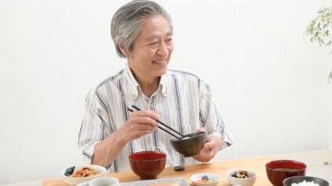 ウイルスでも細菌でもない がんリスクの最大の要素は食事
