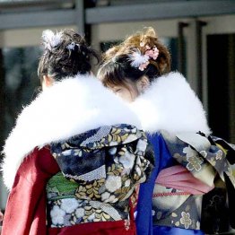 成人式は中止なのに…宮崎市長400人交歓会参加に批判噴出