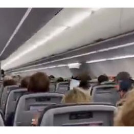 「機外に放り投げる」米機長が怒りのアナウンスをしたワケ