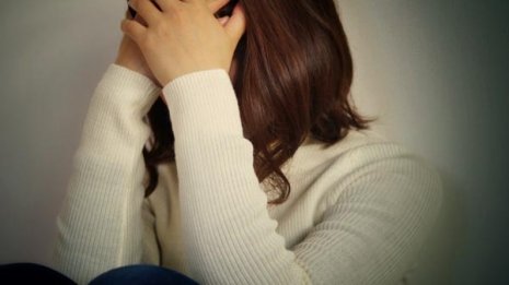 コロナうつ解消のカギは「スマホ首」自宅でもできる改善法